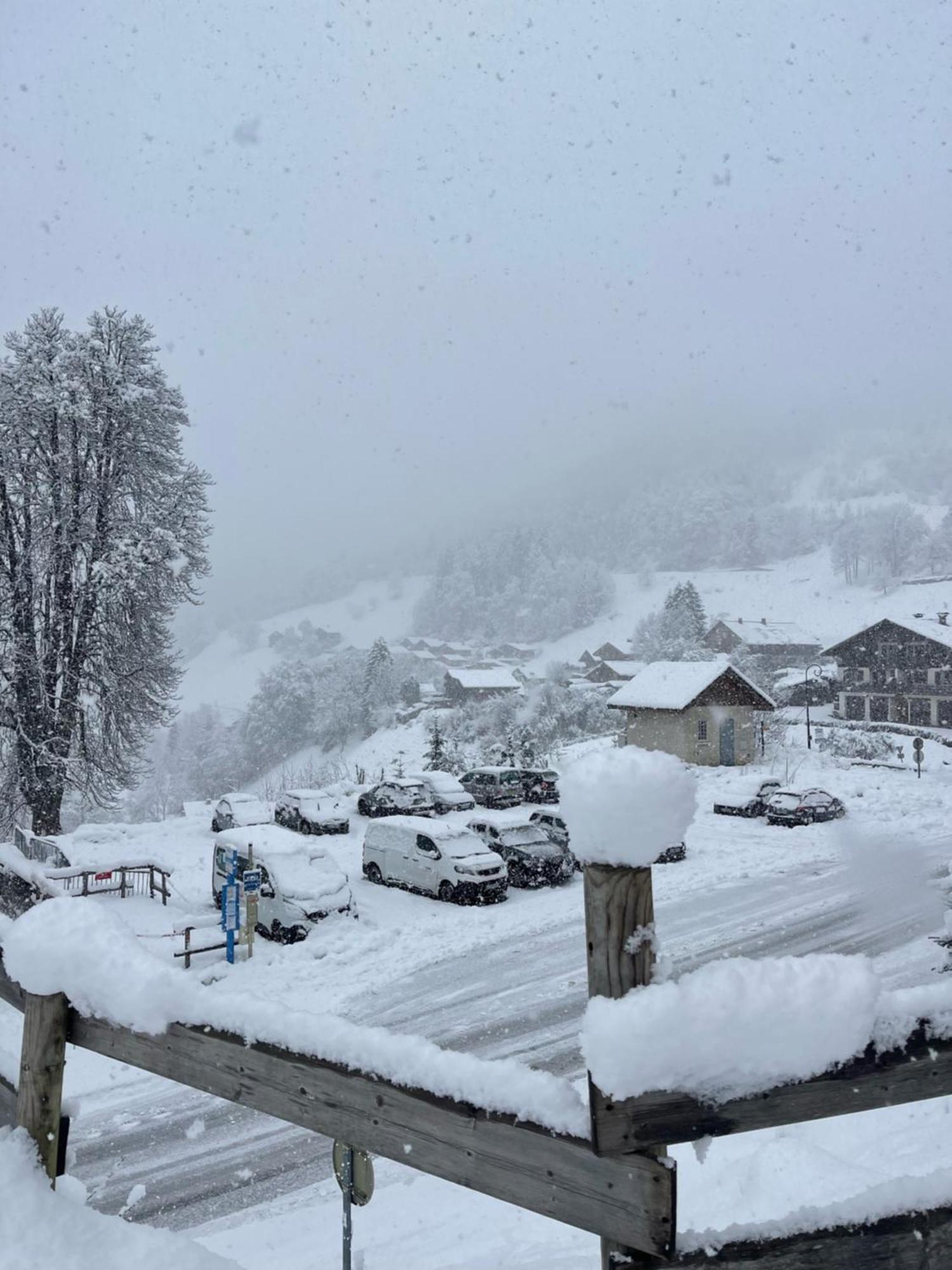 Hotel Le Montblanc ฟลูเมต์ ภายนอก รูปภาพ